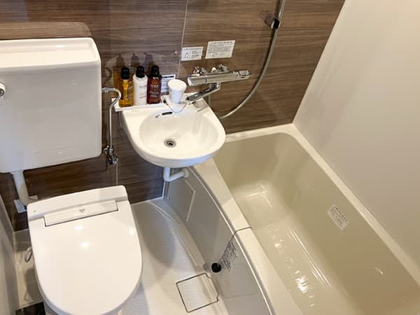 シングルルーム（喫煙・加熱式たばこのみ）