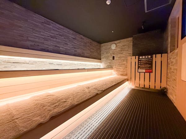 サウナ